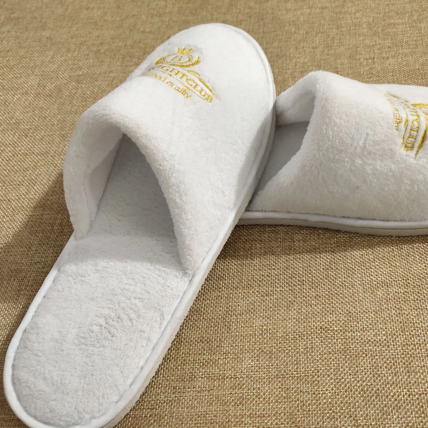 men's spa slippers