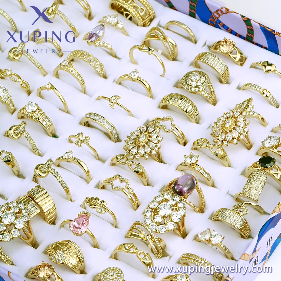 18Kゴールド デザインリング✴︎used ✴︎ Gucci Icon 18K Yellow Gold GG Wide Ring | Neiman Marcus