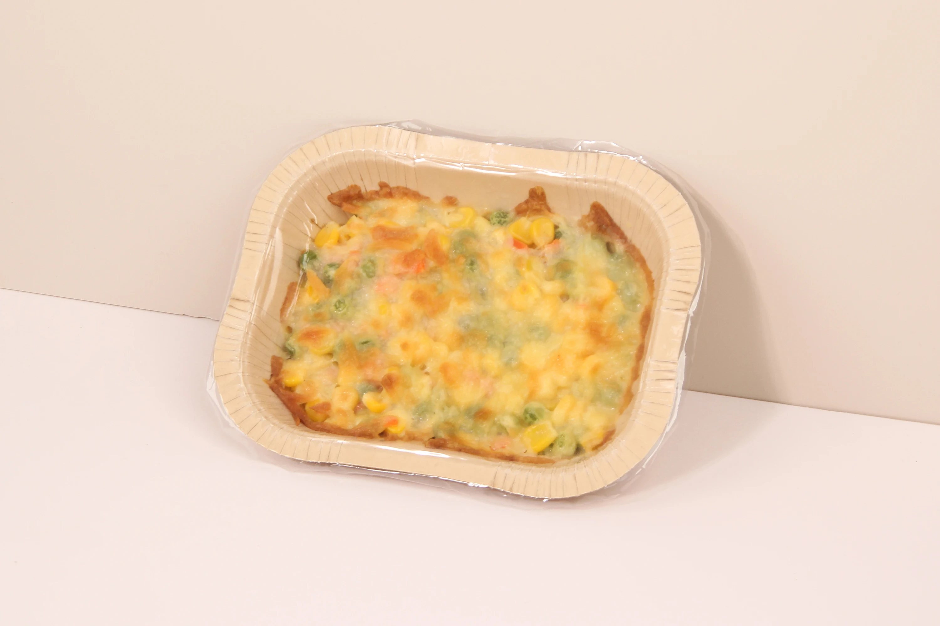 Black and White Color-matched Eco-friendly Cake Fried Chicken Tray Containers Kraft Paper Pressed Tray Trays for Ovens supplier