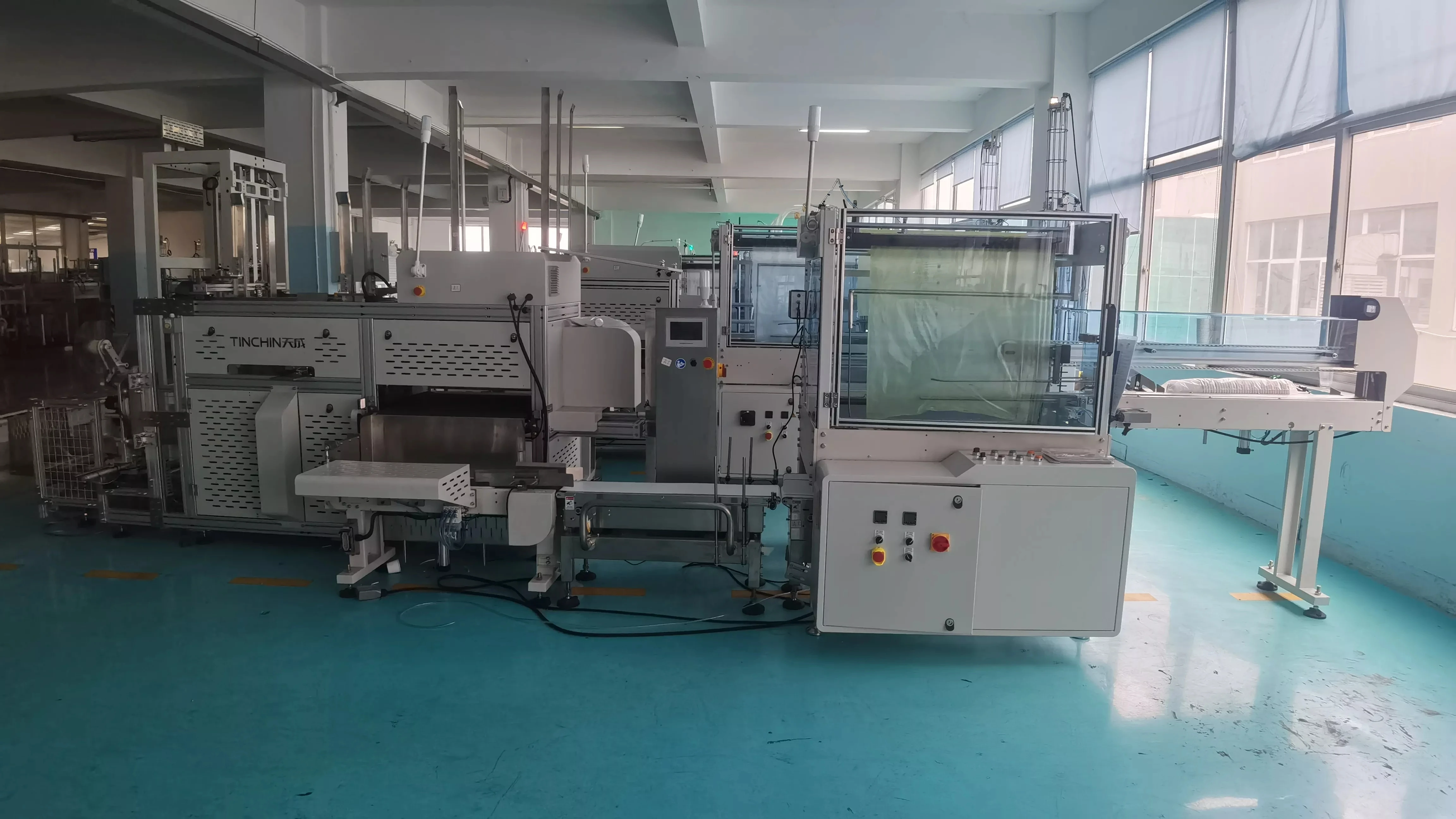 Automatic Paper Cup Packing Machine with Labeler - TINCHIN