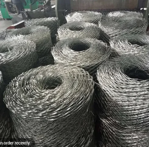 Сетка армирующая для кладки конструкция «треугольник» бетонных блоков