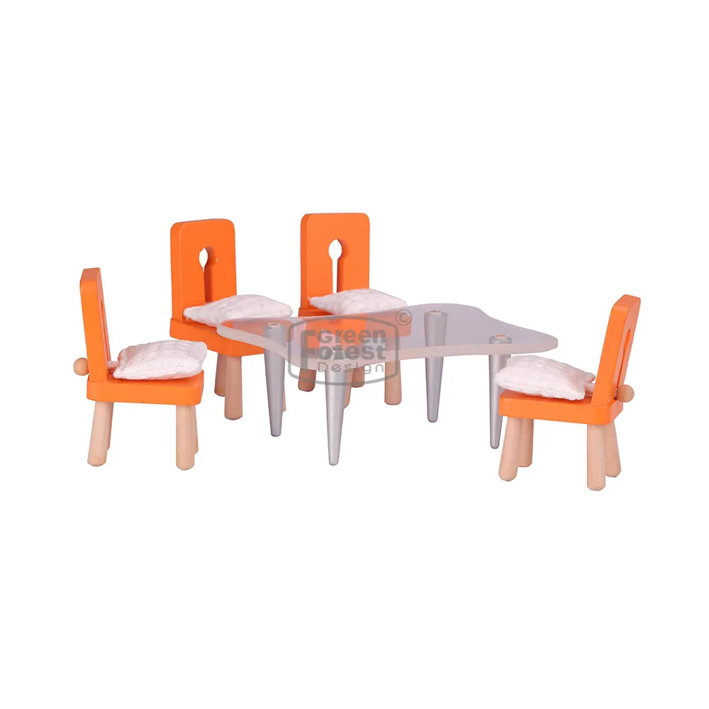 dollhouse table and chairs