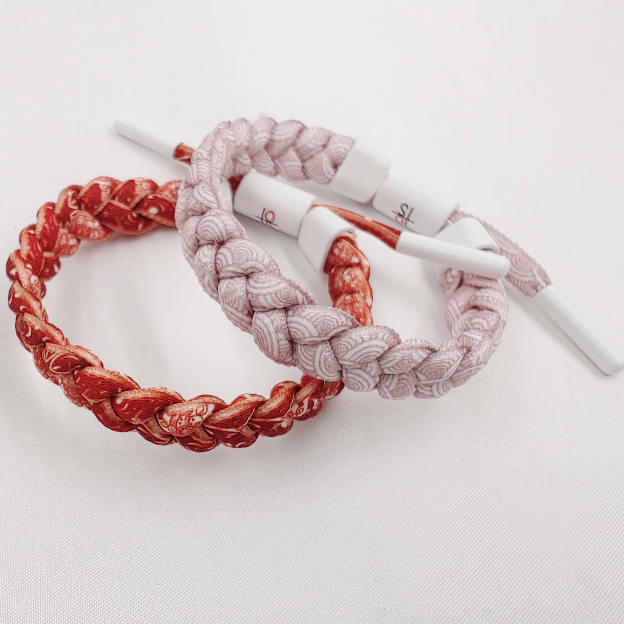 24 Braccialetti Dell'Amicizia Colorati - Regolabili E Intrecciati A Mano - Per Uomini E Donne