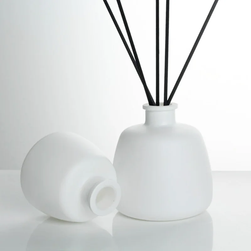 Clear Glass RoundReed Diffuser Bottle New Fashion 50ml 100ml 150ml 230ml With Box Luxury Decoration