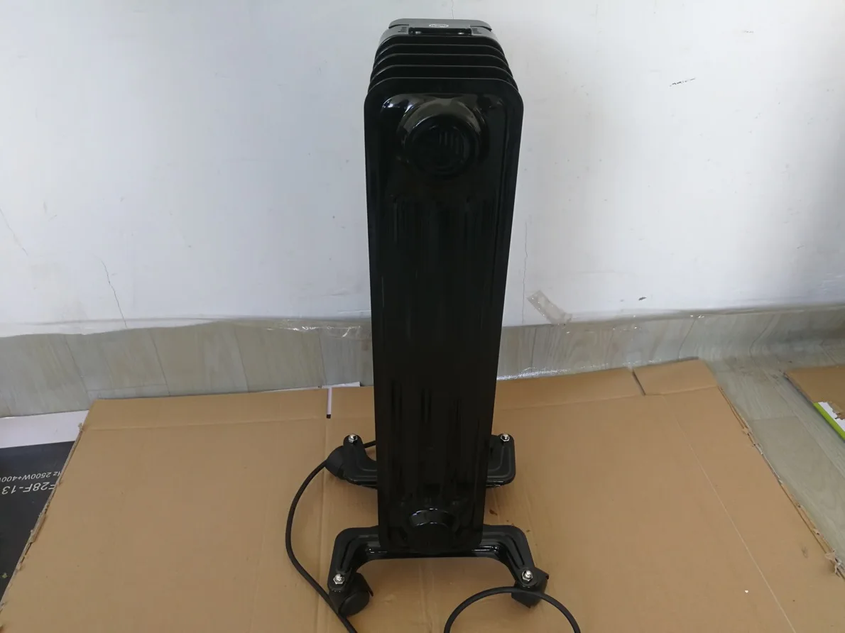 Portable Electric Oil Space Heater For Indoor Use Remote Control 12h