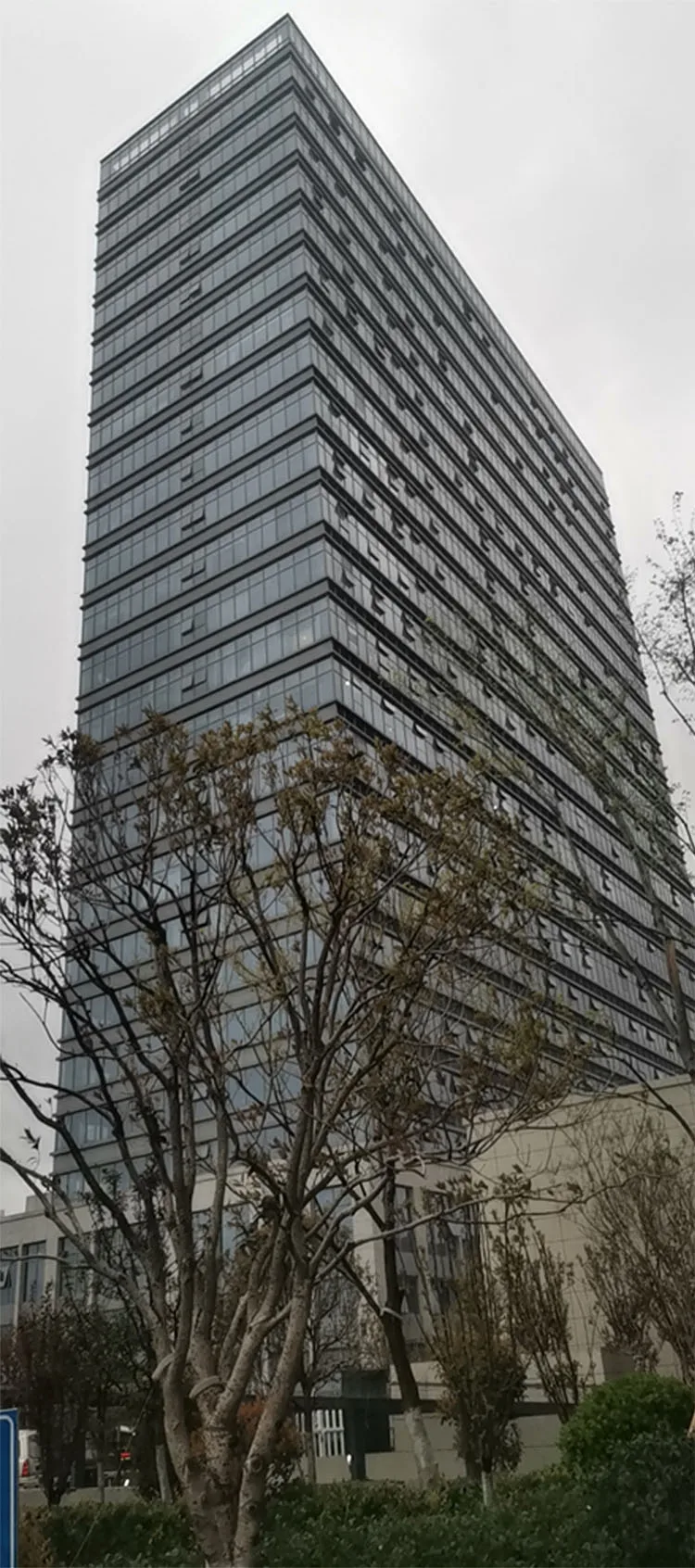 Huzhou Longnuo Electromechanical Co., Ltd.