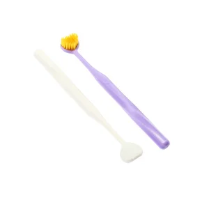 Custom Package Adults Home Use Three Heads Triple-angle Clean Manual Plastic Toothbrush for Gum Cleaning
