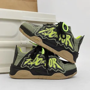 2026 New High Street Sports Patchwork Bread Shoes for Men and Women Skate Shoes Retro Men's Shoes