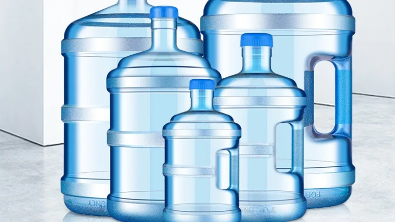 品番は大きい方しか分かりませんが。3番。バランスボトルになります。 品番は大きい方しか分かりませんが。3番。バランスボトルになり