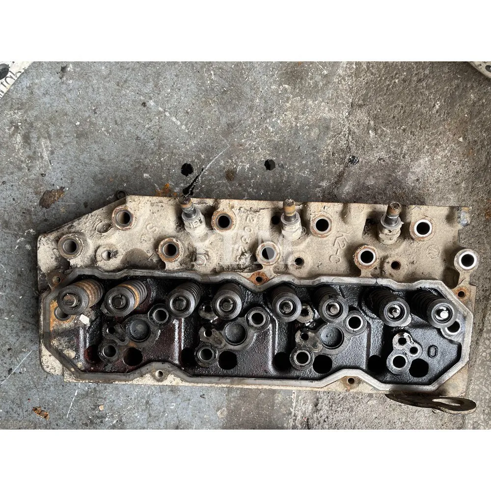 For Mitsubishi S4Q2 Cylinder Head Assy Used Engine Spare Parts 2
