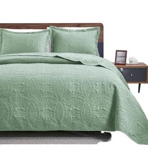 Simple Style Summer Lightweight Microfiber Comforter Quilted Polyester Bedding Set Geometric Pattern Woven Techniques for Fall