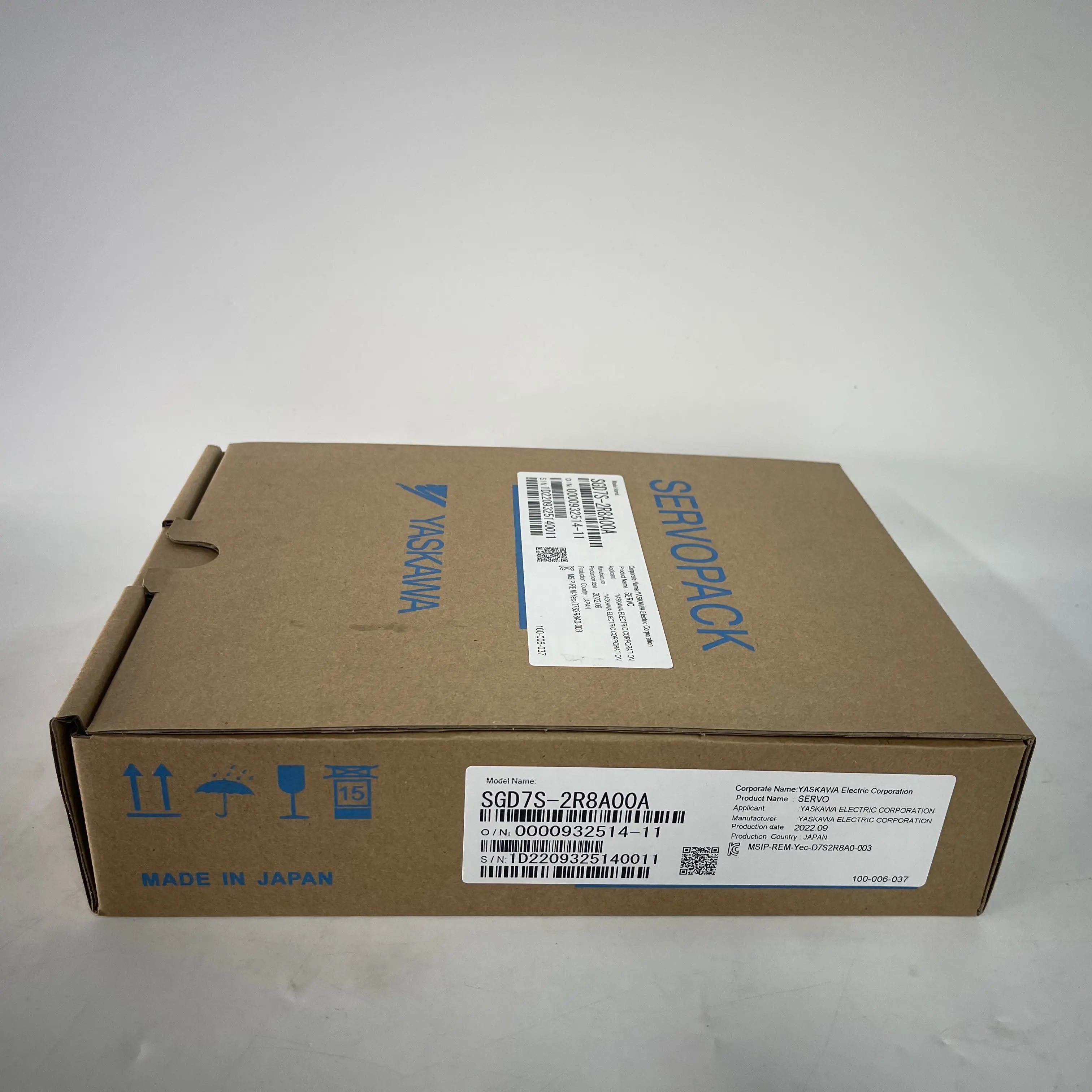 Yaskawa Servopack Servo Driver SGD7S-2R8A00A
