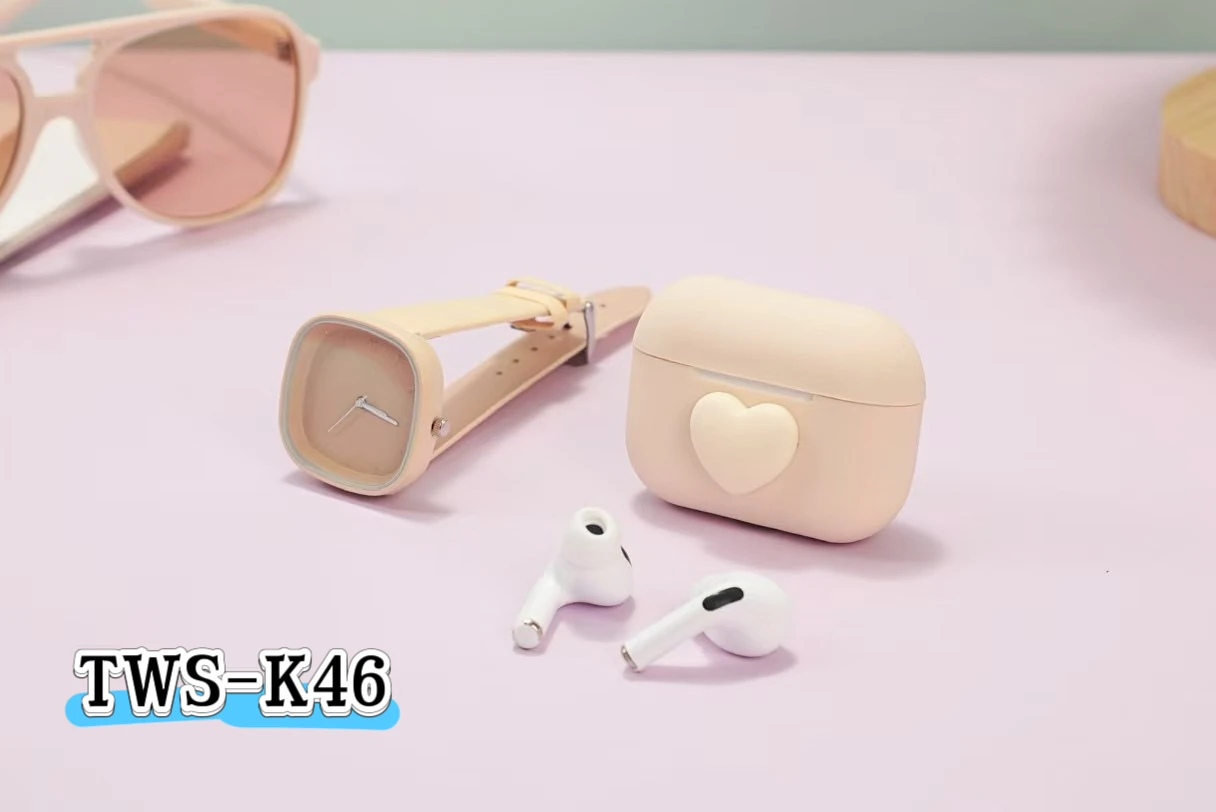 Wholesale Price Cartoon TWS Earphones Wireless in Ear TWS Earbuds with Cat Silicone Case and Paw Pendant /Blue/Pink/Brown