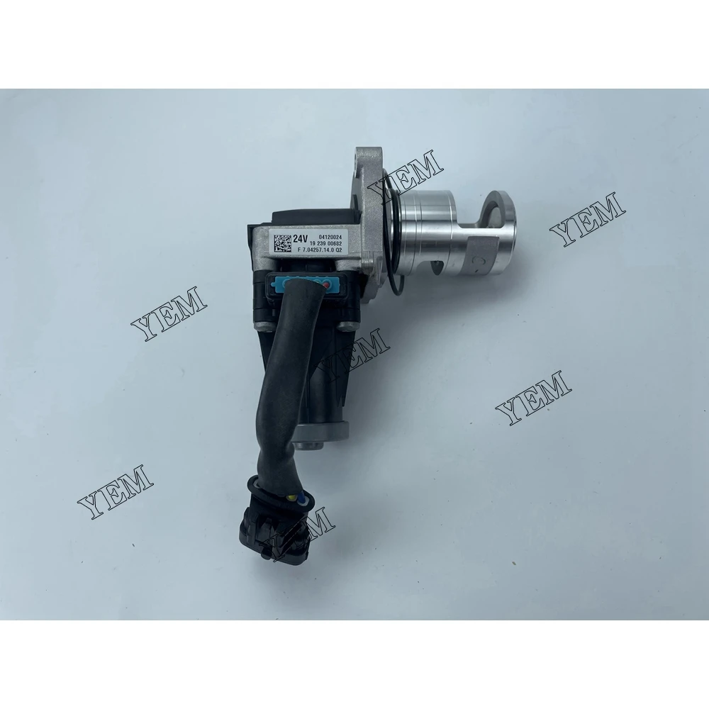 FOR DEUTZ ENGINE PARTS TCD3.6L4 EGR VALVE 0412-0424 4