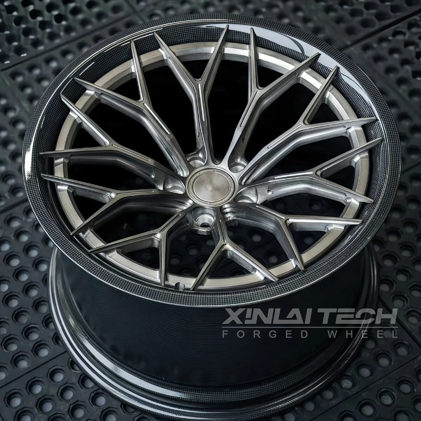 XL Custom Deep Dish Forged Rims with Carbon Fiber Barrel and Gloss Gunmetal Spokes for bmw M3 Audi R8 Lamborghini Revuelto - Image 2