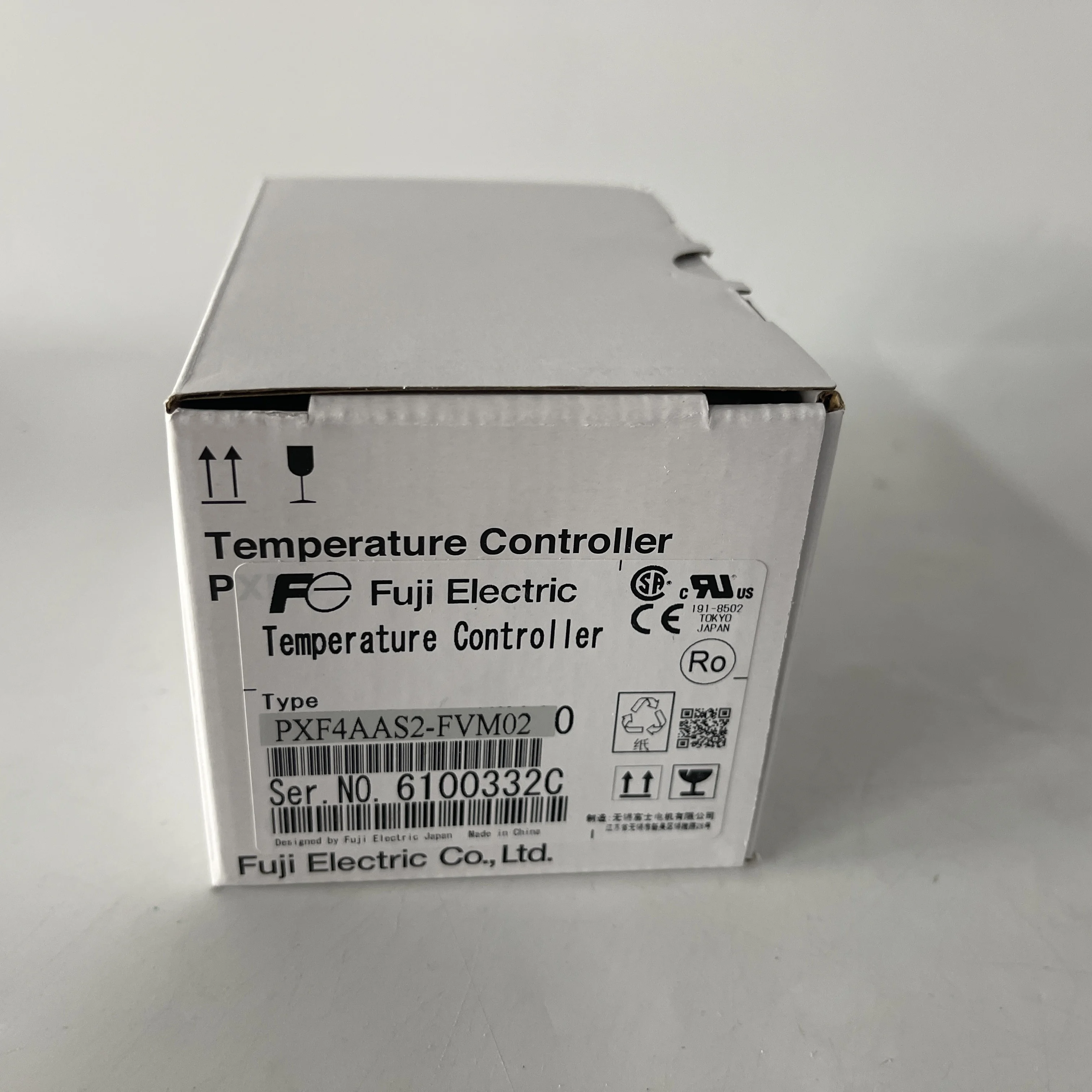Fuji Temperature Controller PXF4AAS2-FVM02 Fuji Temperature Controller PXF4AAS2-FVM02