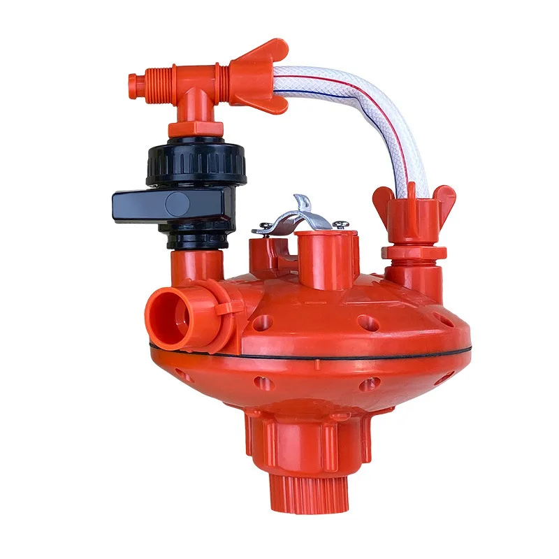 PVC Automatic Nipple Drinker Chicken Water Nipple Installation Red