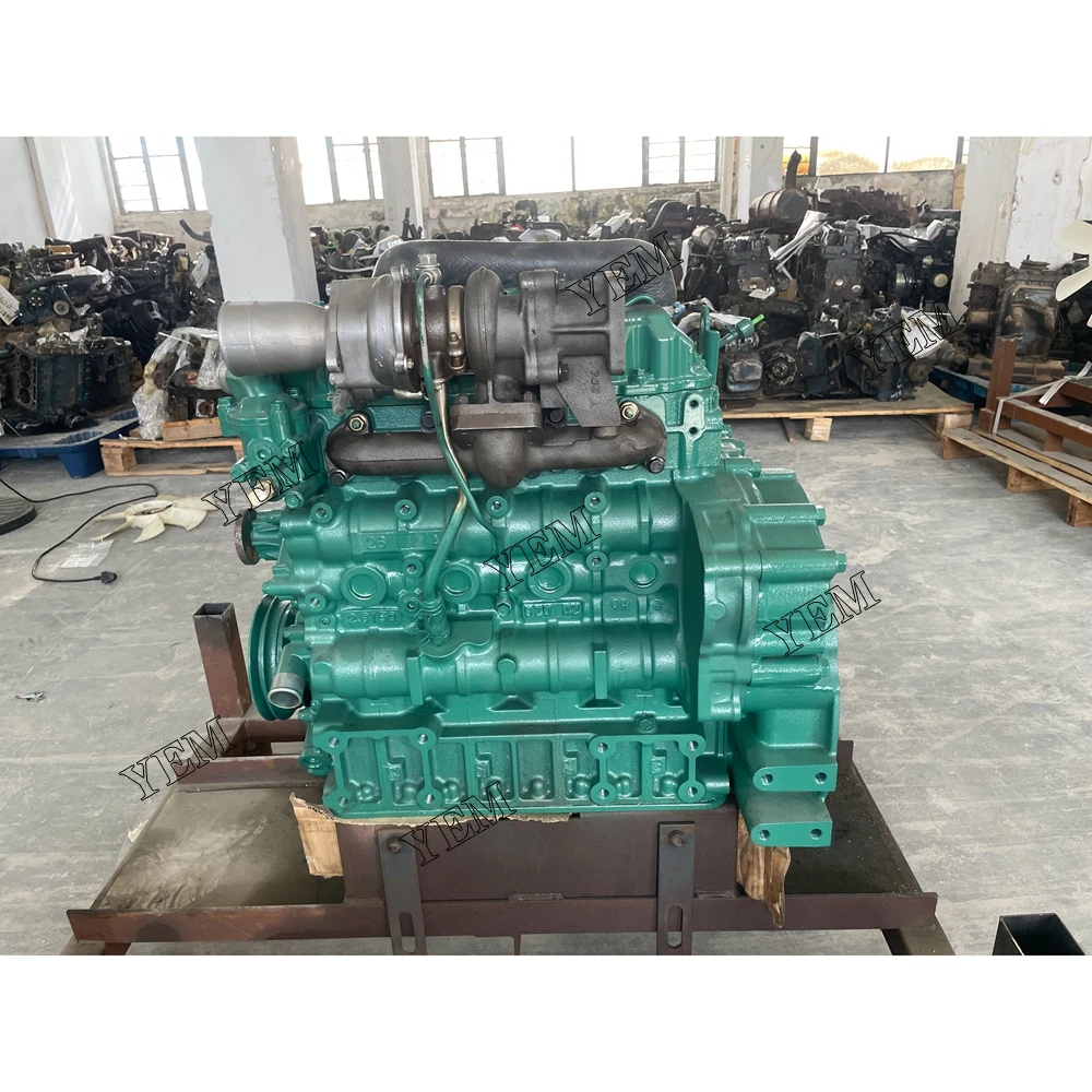 New D2.6A Complete Engine Assembly for Kubota Parts 4