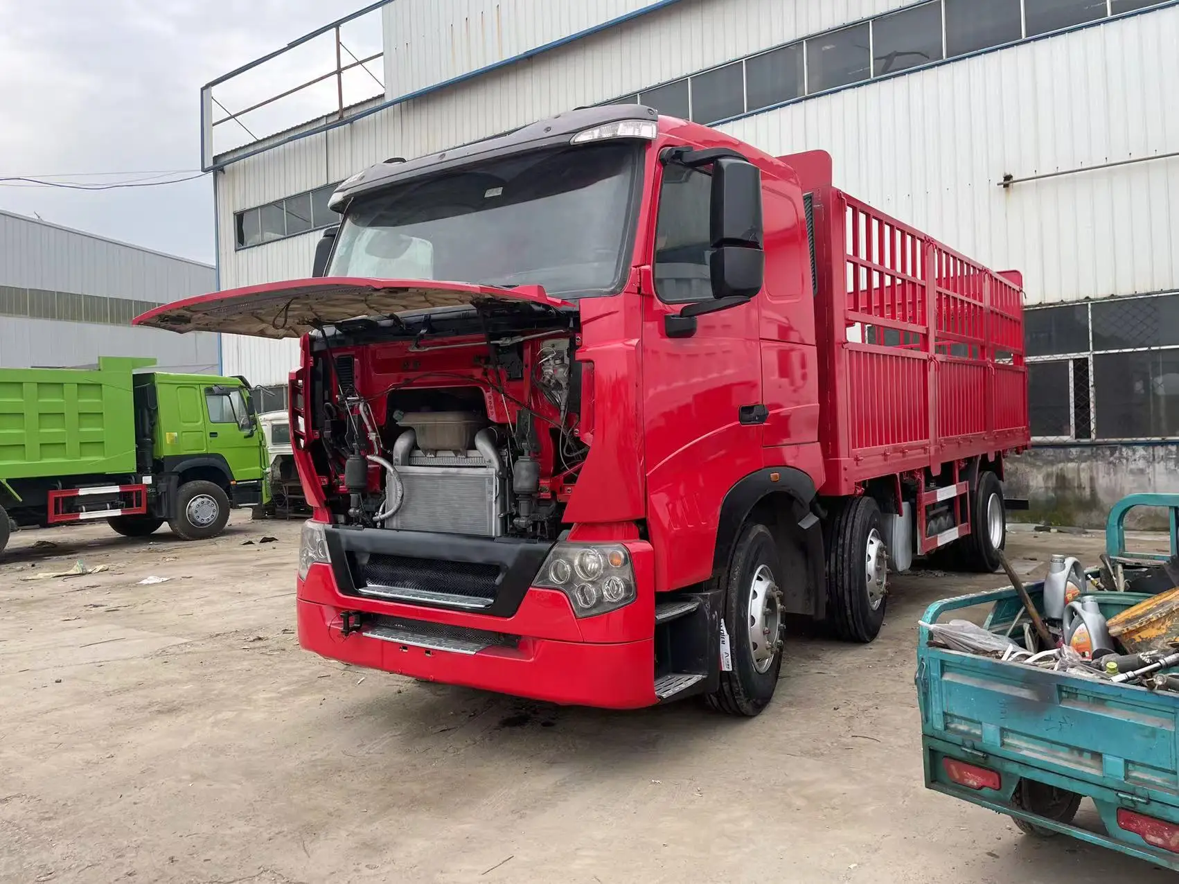 Sinotruk Howo Light Duty Small 4x2 4x4 Lorry Fence Cargo Truck 3tons 5 ...