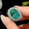 open size Bird's Nest cut Parra green ring