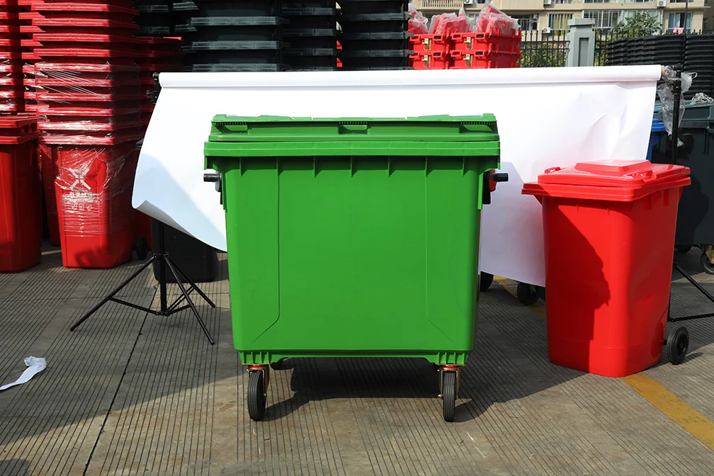 1000L 1100L Waterproof and UV Resistance Plastic Industrial Storage Bin with Wheels and Lid