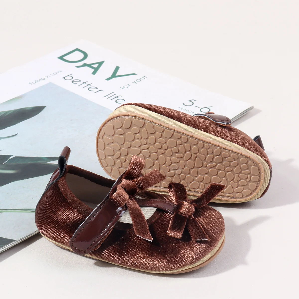 New Arrival Beautiful Solid Simple Princess Newborn Baby Girls Shoes factory