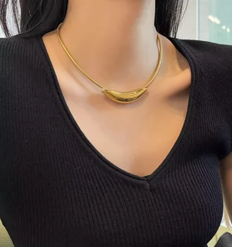 wholesale fashion jewelry snake chain necklace 18K Gold plated stainless steel choker  pendant necklace  for women