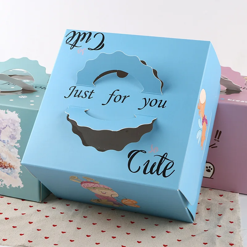 Aangepaste kleurrijke, milieuvriendelijke cakeverpakking met venster, doos met mat laminering, reliëfopdruk en gekleurd kraftpapier met aangepast cartoonfiguurtje voor kinderen