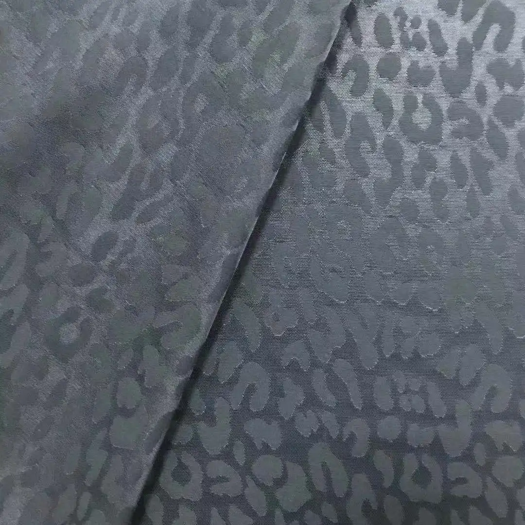 European Style High Quality High Density Oeko-tex Certificate Viscose Rayon Jacquard Solid Woven Fabric for Shirts Garments
