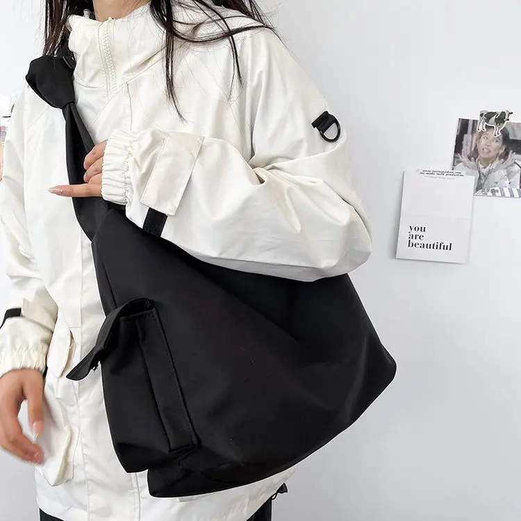 Solid Color Large Capacity Minimalist Practical Leisure Travel Campus Sports Yoga Square Nylon Tote Bag Side With Two Pockets