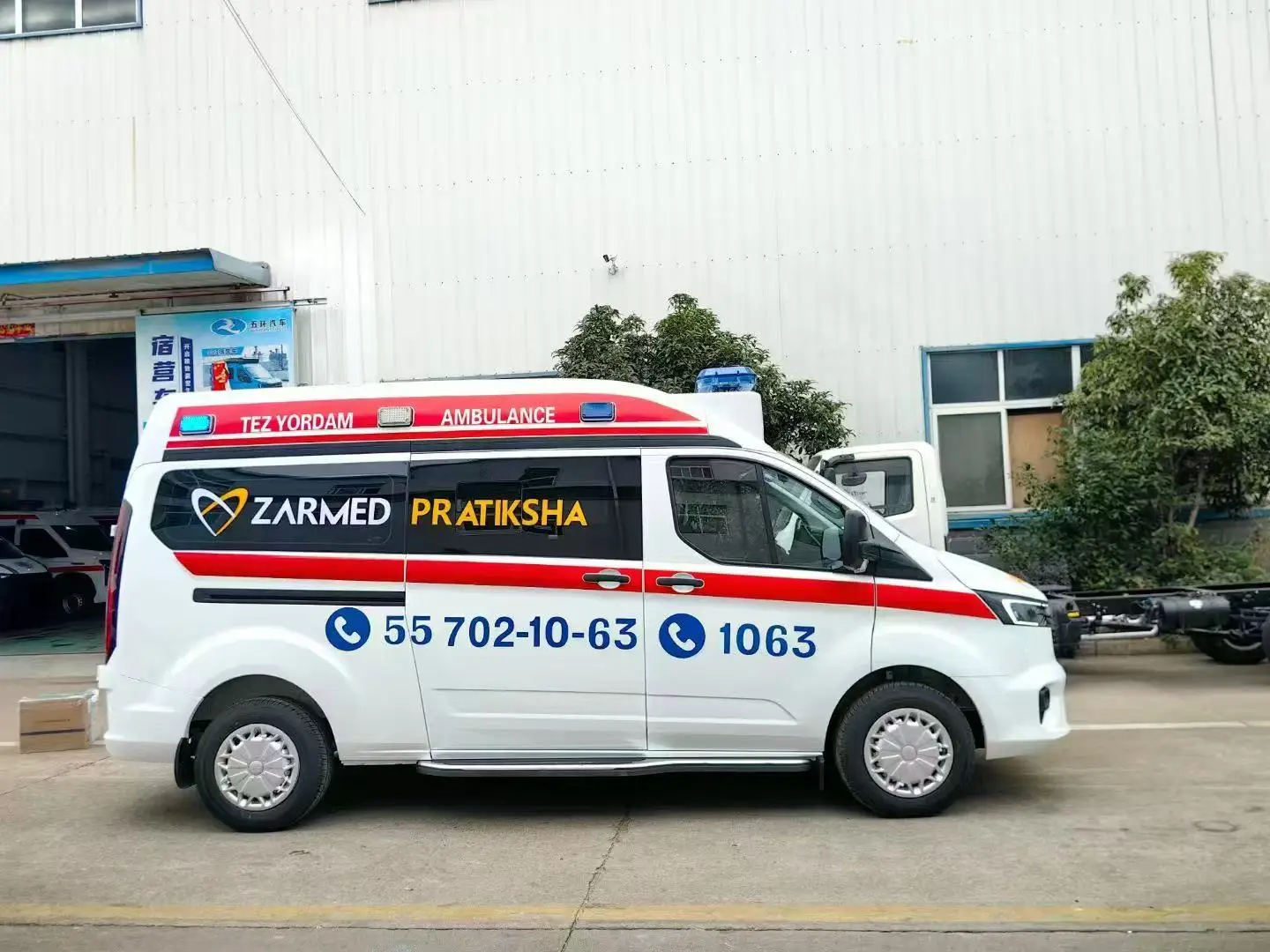 Veículo Hospitalar Novo com Combustível Diesel, Interior ABS, para Monitoramento em Ambulâncias, Disponível para Uso Médico