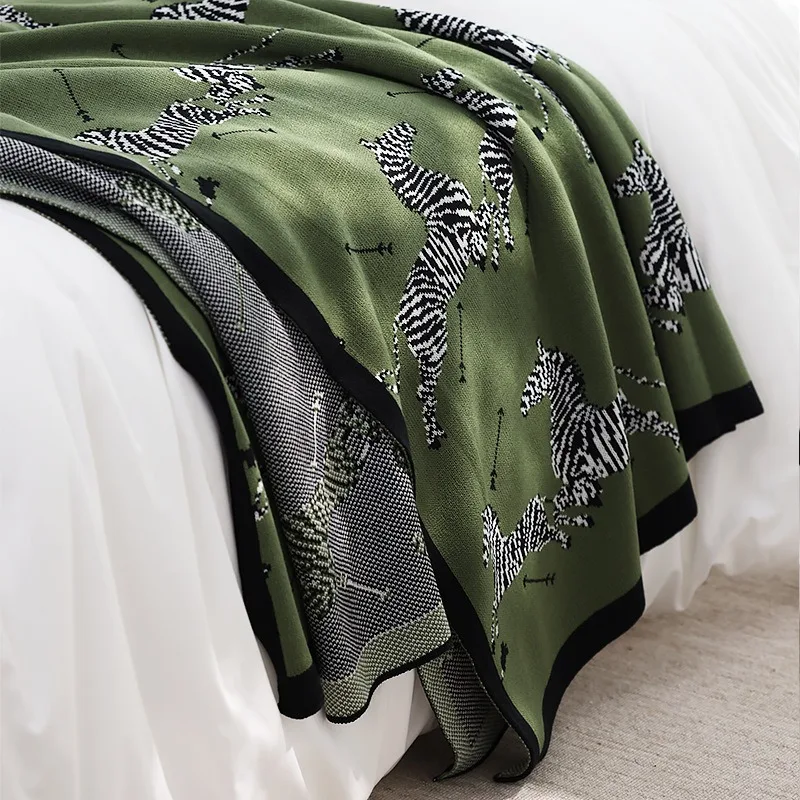 Factory Wholesale Light Luxury zebra Knitted Acrylic Customizable Soft Skin-friendly Spring Summer Office Nap air Blanket