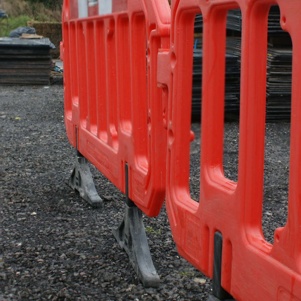 Blue/Yellow/Red Plastic Road Traffic Management Barrier for Roadway Safety Temporary Traffic Barrier Fence supplier