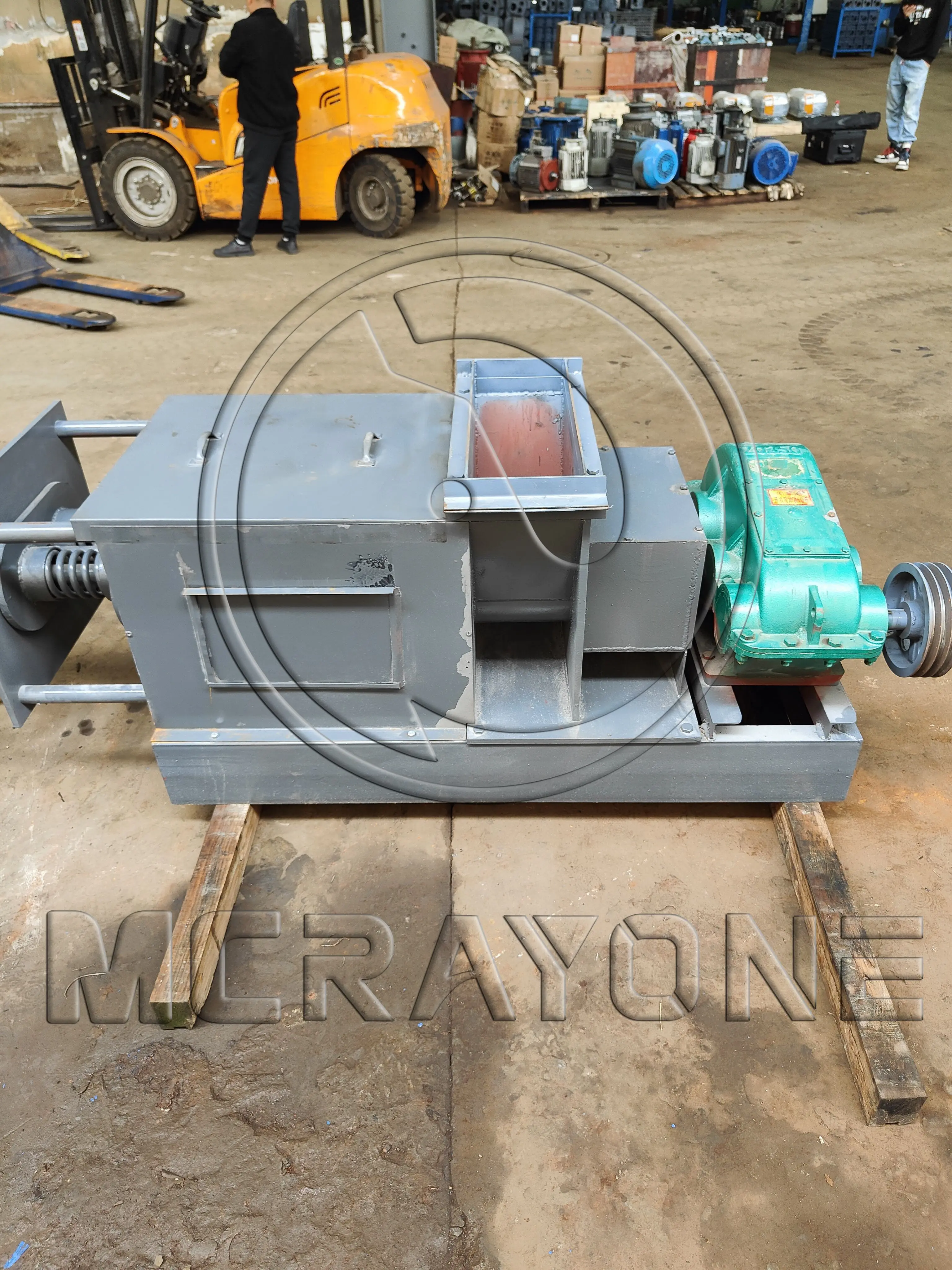 Palm Oil Expeller Screw Press Machine Palm Fruit Oil Line Palm Nuts Thresher