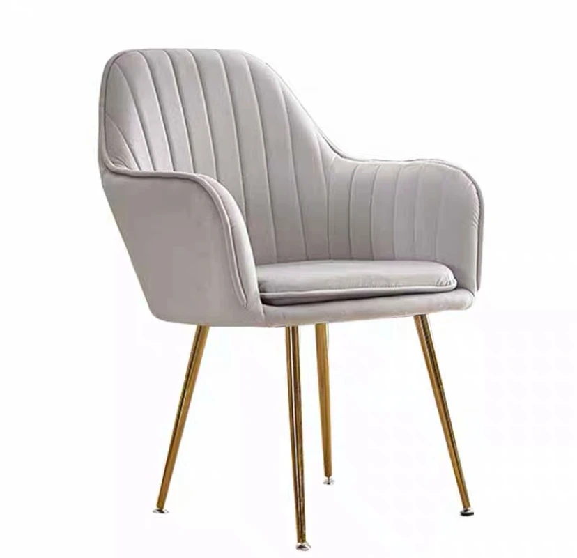 Роскошный светло-зеленый обеденный стул в скандинавском стиле с ножками золотого цвета