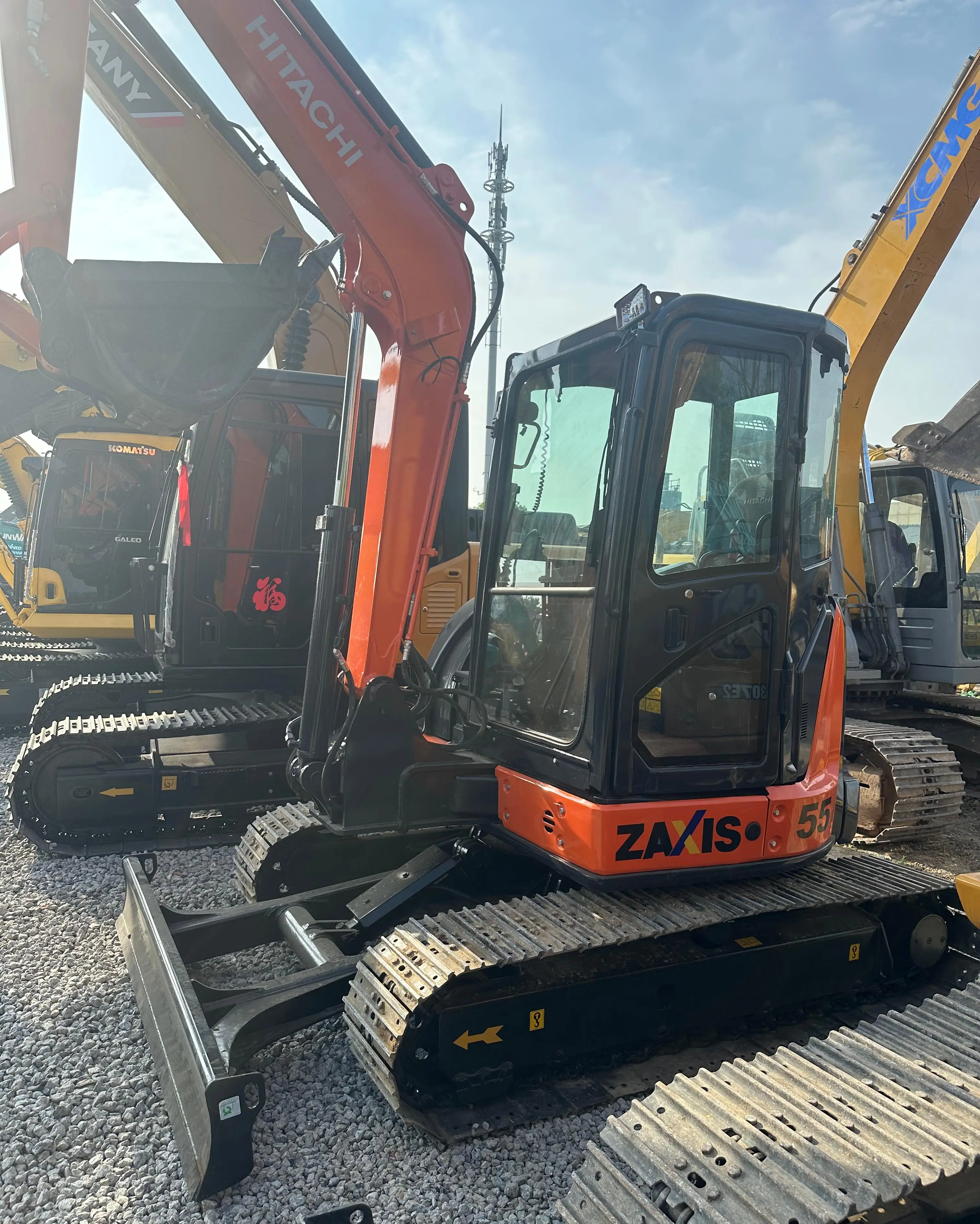 Hitachi ZX55 small Excavator Good Condition Low Working Hours