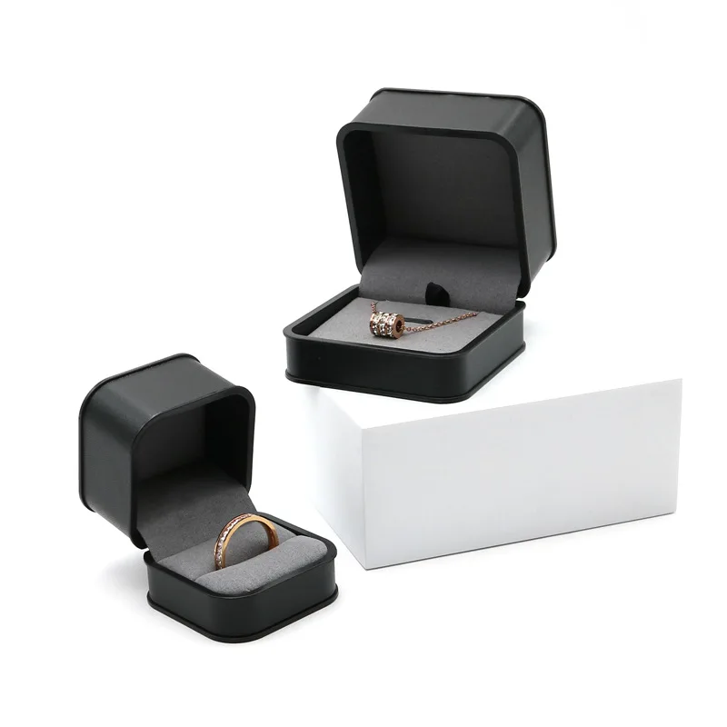 Wholesale Guangzhou Luxury Custom Black Wedding Ring Boxes with Packaging for Rings Bracelets Pendants & Necklaces