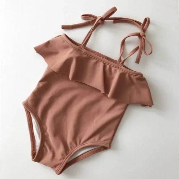 Sweet Cute Solid Color Suspender Newborn Beach Swimsuit Ruffle Baby One-piece Bikini Swim factory