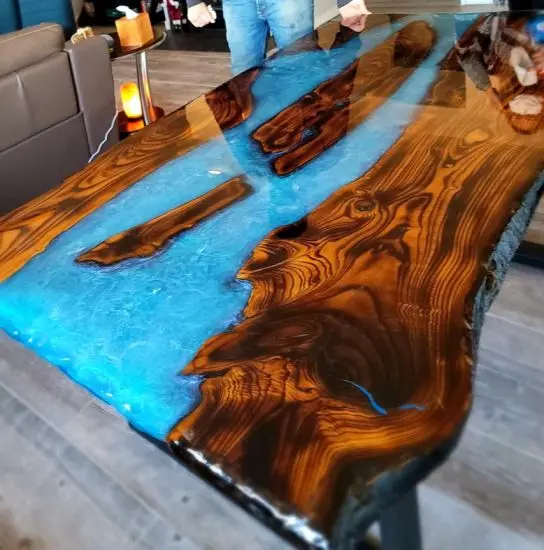 Tavolo da pranzo in legno epossidico personalizzato all'ingrosso in  fabbrica da tavolo in resina e lastre di legno per mobili da sala da pranzo  e