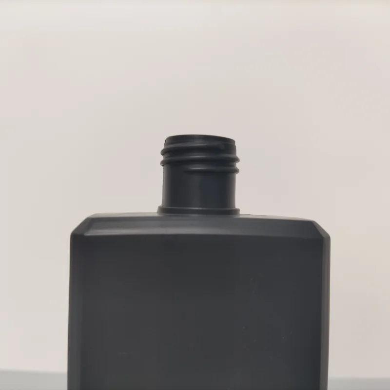 Wholesale Rectangular Hdpe 10oz Empty Cosmetic Black Plastic Lotion Pump Bottle 300 ml for Shampoo