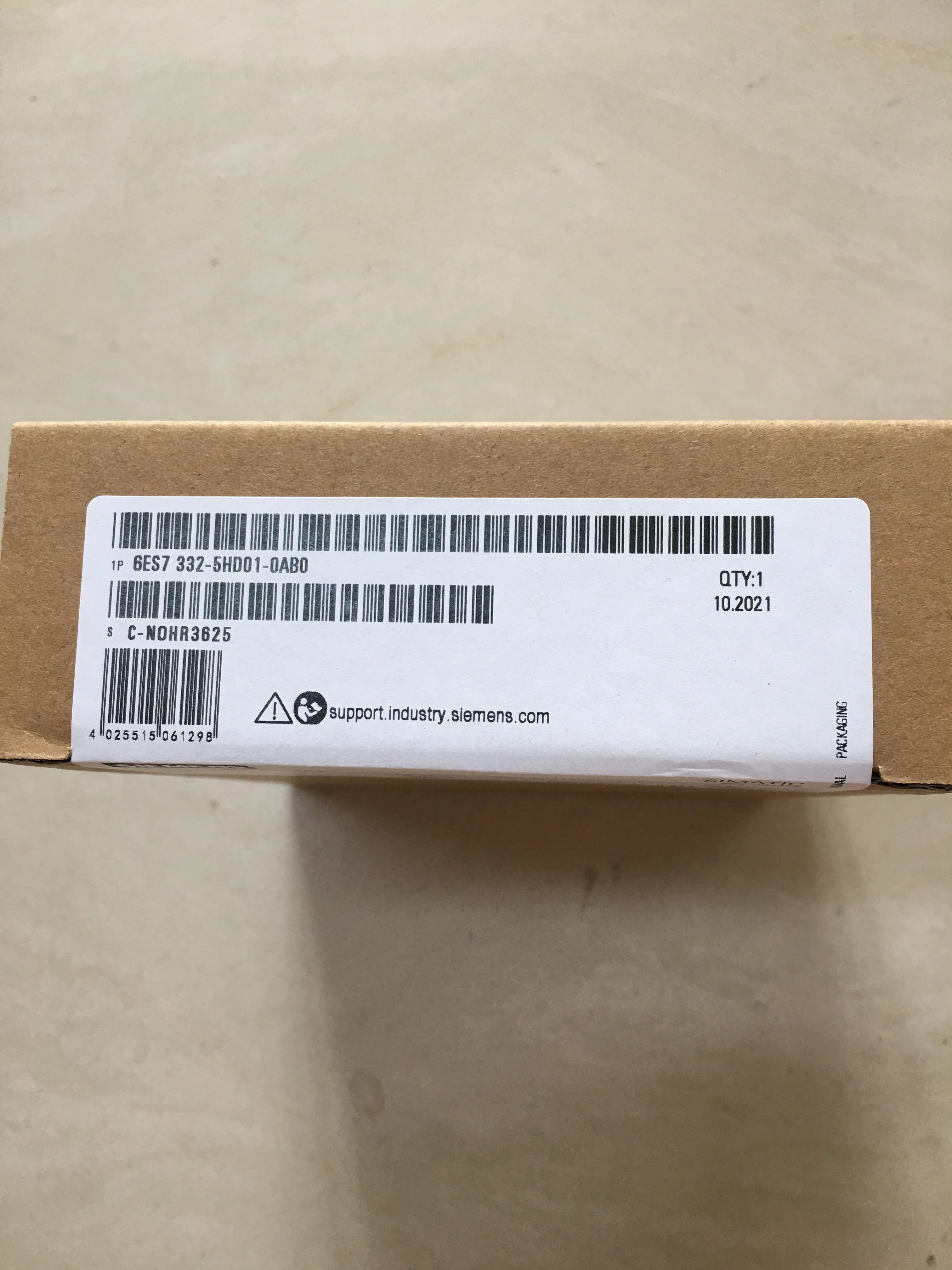 Siemens Analog output module 6ES7332-5HD01-0AB0 Siemens Analog output module 6ES7332-5HD01-0AB0