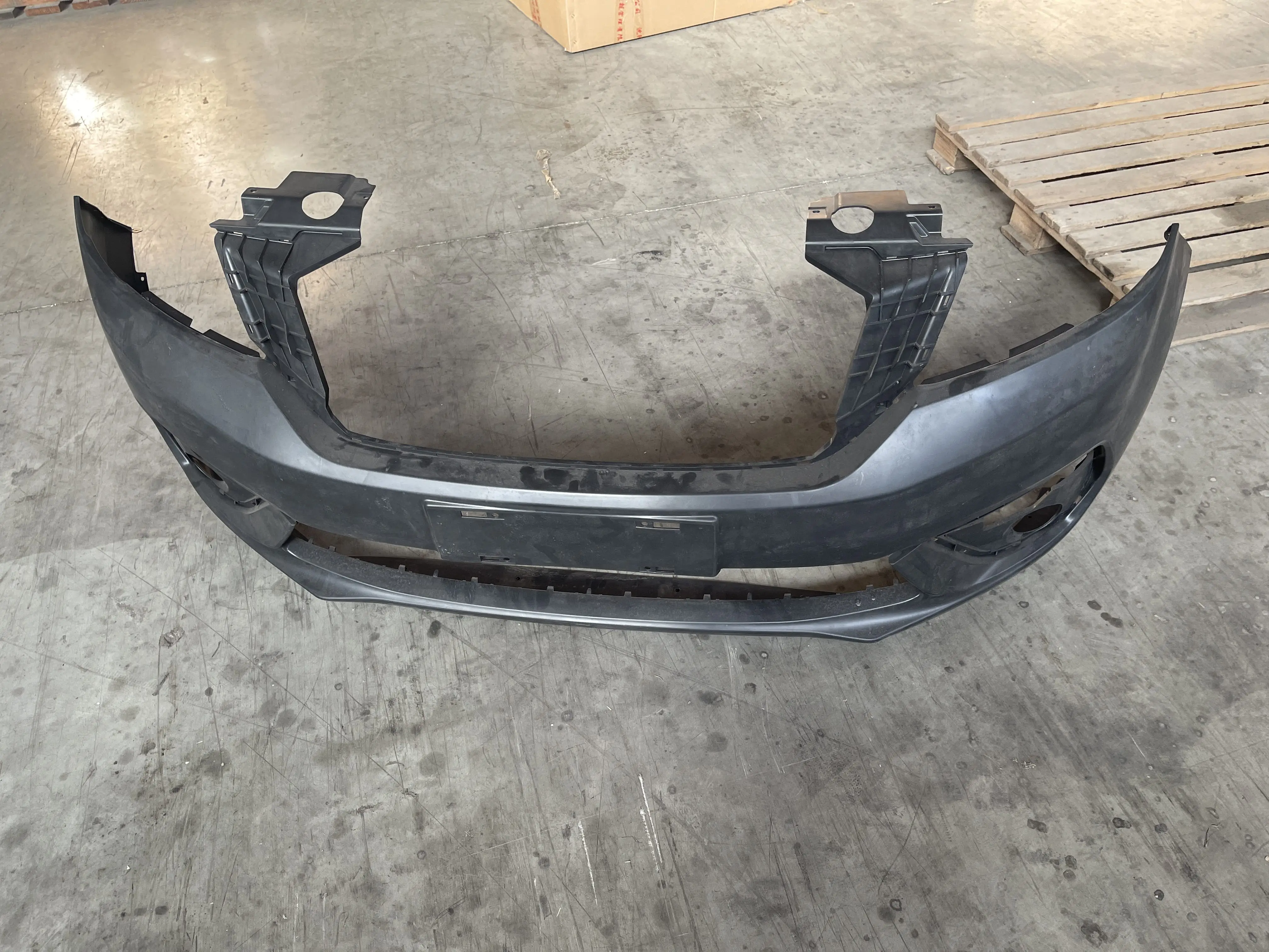 #C00044806 Wholesale Car Front Bumper for SAIC MAXUS |  Spare Parts| Genuine Quality Original Auto Body Parts for MAXUS manufacture