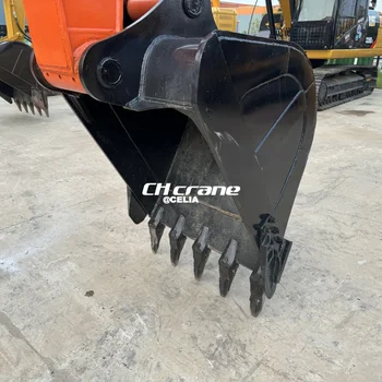 Second Hand Japan Made Hitachi Zx200-6 Excavator Hitachi ZX200