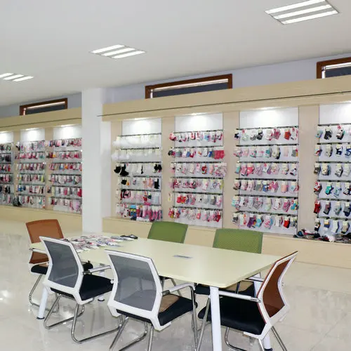 Zhuji Coobird Socks Co., Ltd.