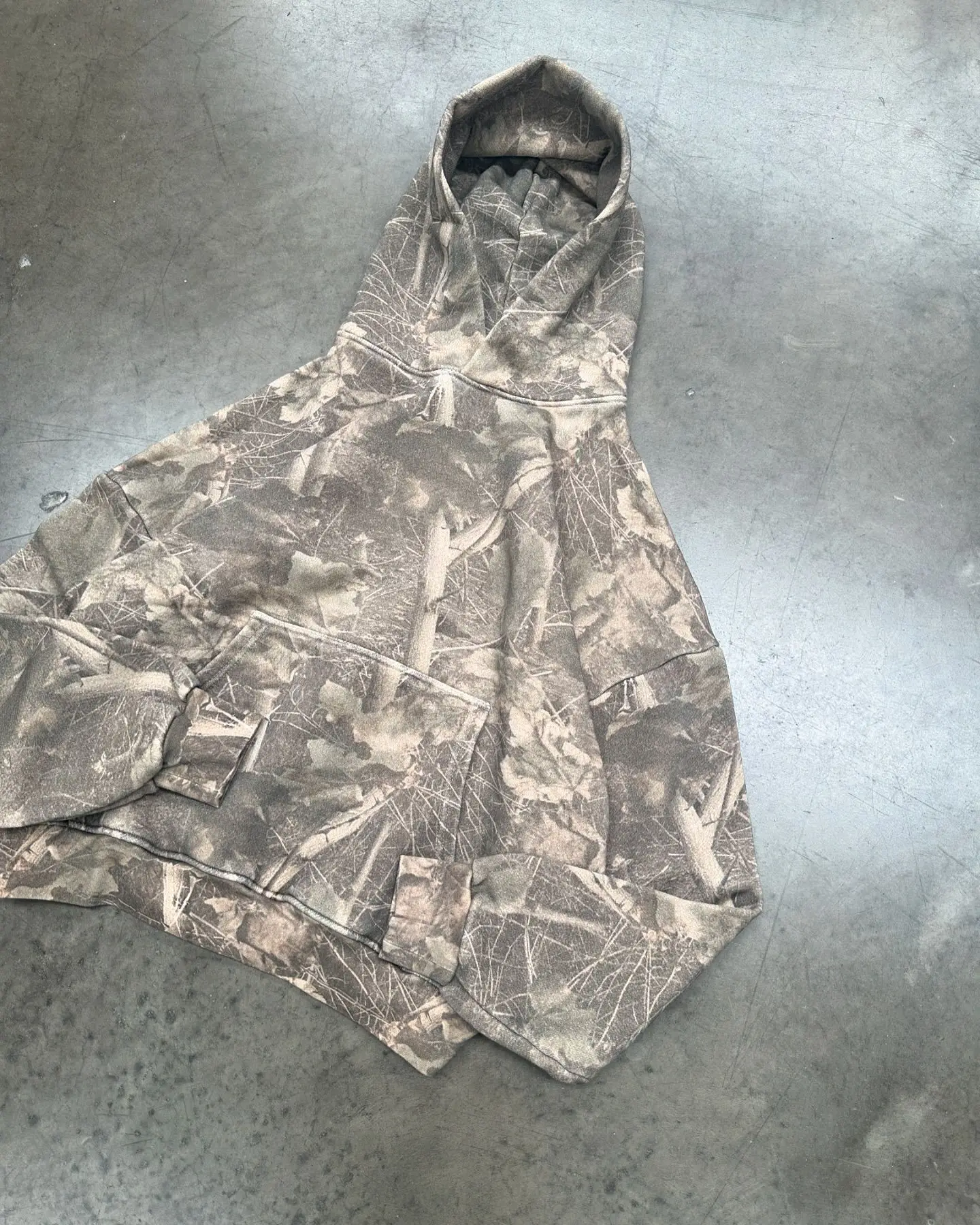 Salati Manufacturer Essentials Custom Camouflage 600 GSM Oversized Zipper Real Tree Print Camo Distressed Acid Wash Hoodies Men gallery 8