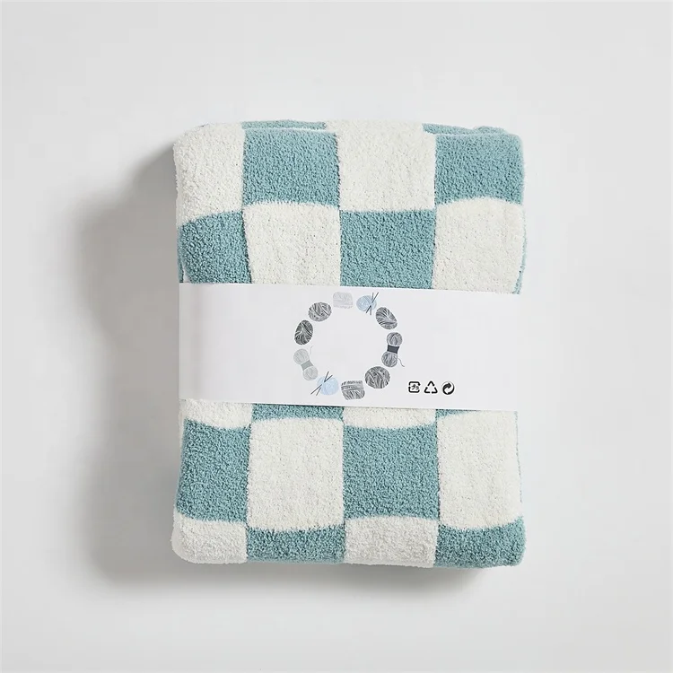 High quality Hot-selling YIRUIO Super Fluffy Microfiber  28*40" Knitted Baby Checkerboard  Blanket for toddler details