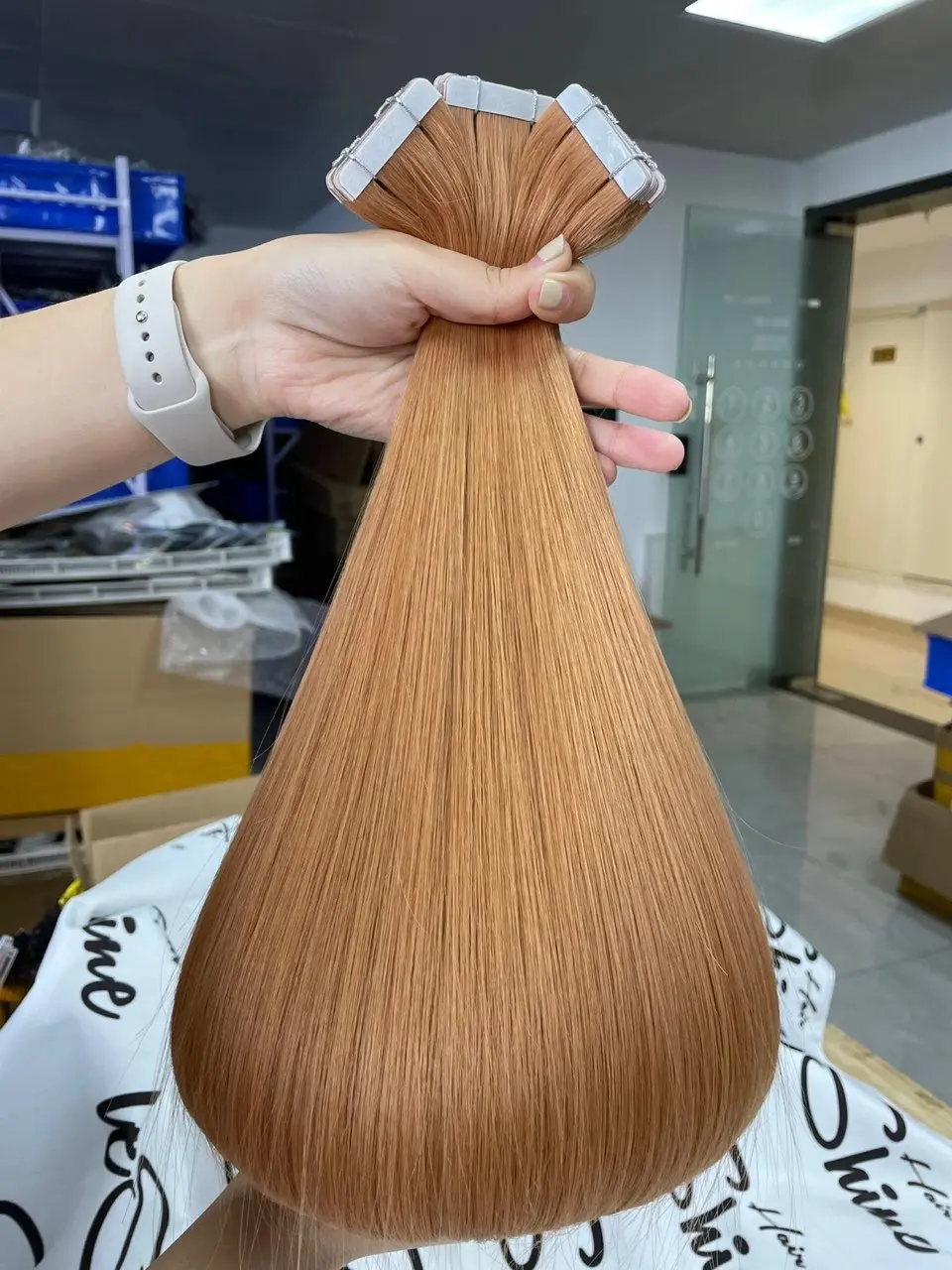 LeShine Hot Selling Tape In Human Hair Extensions Wholesale Remy Hair Cuticle Intace Tape Ins Extension factory