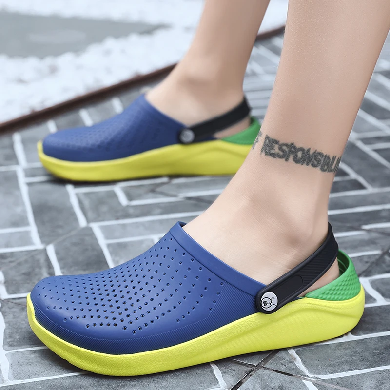 
 2021 для мужчин; Модные пляжные сандалии; Сезон лето; Мужская повседневная обувь без шнуровки и молнии на малышей, обувь, Тапочки, 7 видов цветов размеры 36-46 унисекс водонепроницаемого материала; Водонепроницаемая обувь пляжные сандалии  