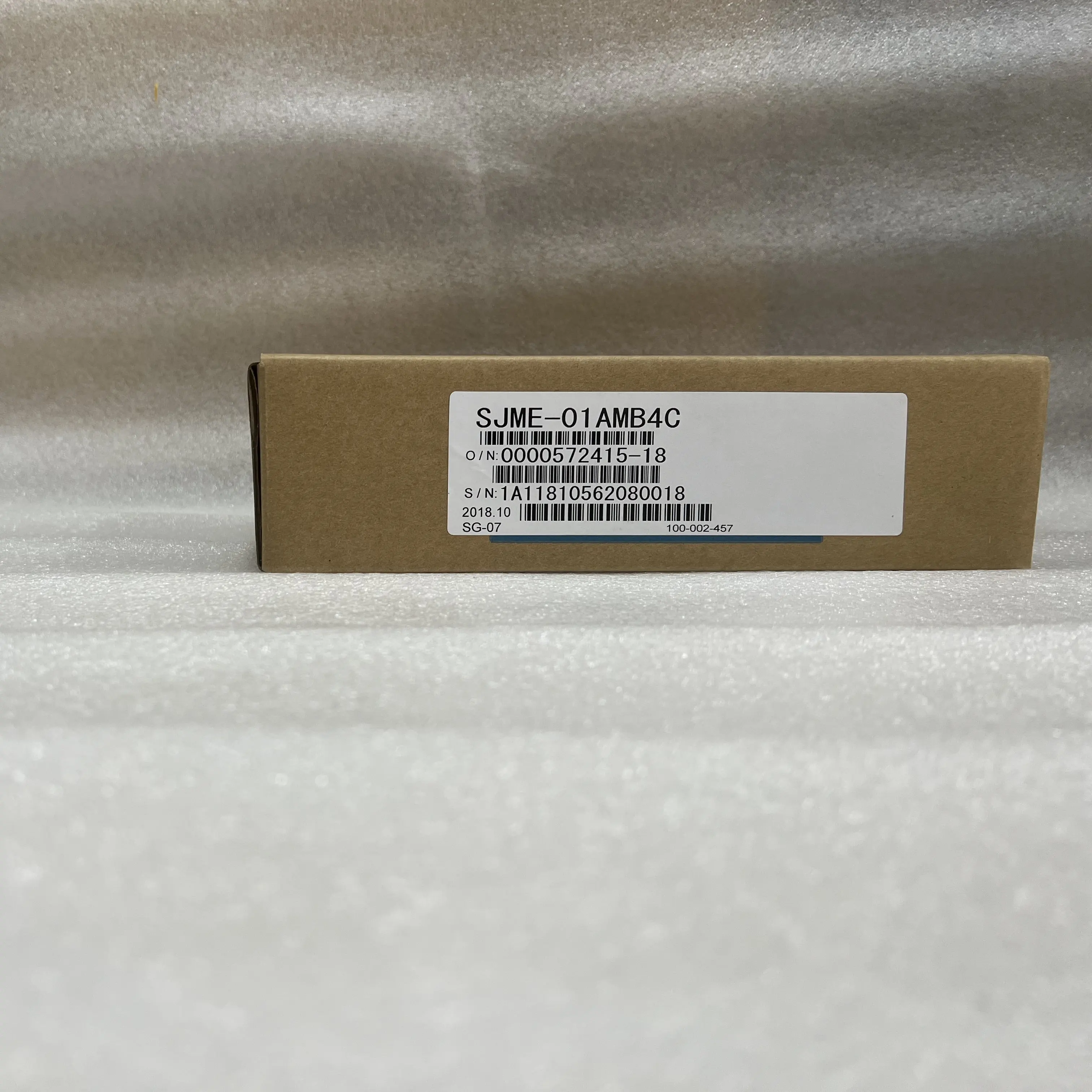 Yaskawa AC Servo Motor SJME-01AMB4C Yaskawa AC Servo Motor SJME-01AMB4C