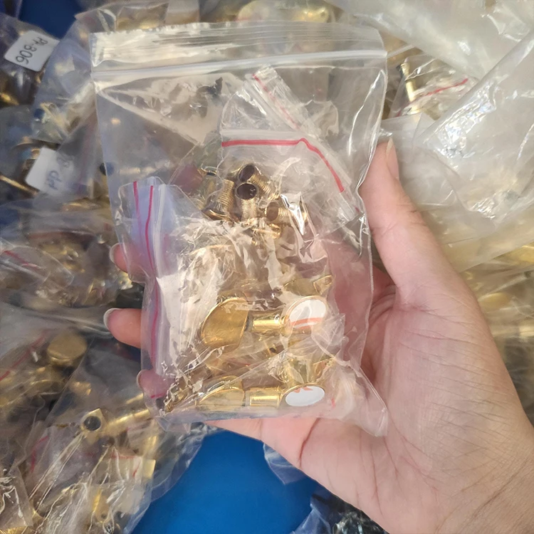 Factory Wholesales Fully Enclosed String Winder Acoustic and Electric Guitar Tuners String Tuning Pegs Keys